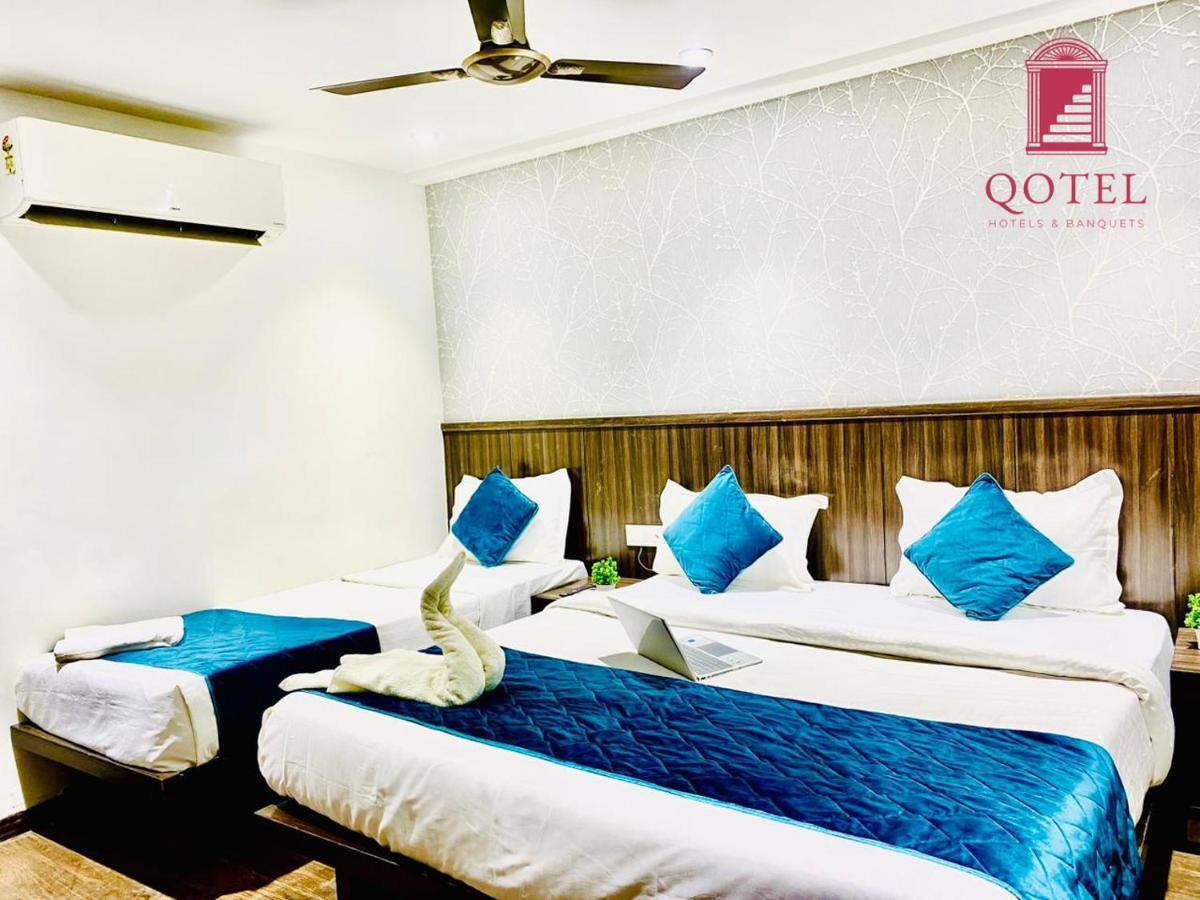 Qotel Hotel Rajouri Garden Above Ritu Marbles, Near Rajouri Garden Metro Station-Couple Friendly New Delhi Eksteriør billede