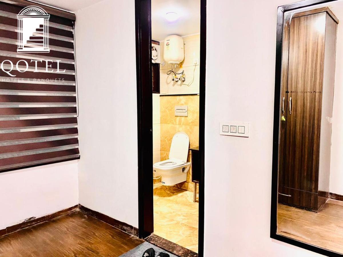 Qotel Hotel Rajouri Garden Above Ritu Marbles, Near Rajouri Garden Metro Station-Couple Friendly New Delhi Eksteriør billede